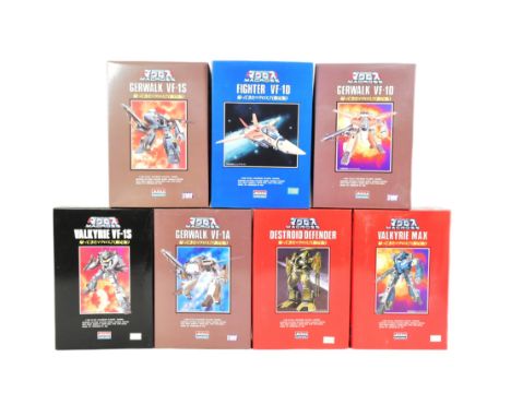 Model Kits - a collection of x7 vintage ARII Macross robot model kits, comprising of; no. A867-300 'Destroid Defender', no. A