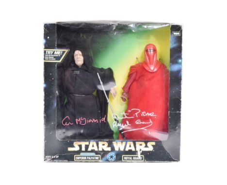 Star Wars - Ian McDiarmid (Emperor Palpatine) and Quetin Pierre (Royal Guard) - dual autographed vintage 1998 Kenner Collecti