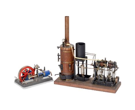 2 Dampfmaschinen1) Zweizylinder-Verbunddampfmaschine, stehender Kessel, mit Mahagoni beplankt, für Kohlefeuerung, Ø 9 cm, Was