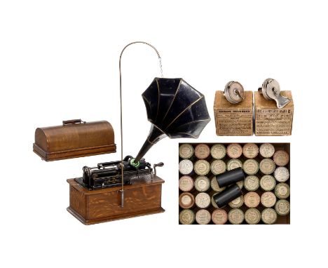 Edison Home Phonograph Modell B, um 1906 Serien-Nr. 348514, für 2- und 4-Minuten-Walzen, mit Schalldose Modell "C" für 2-Minu