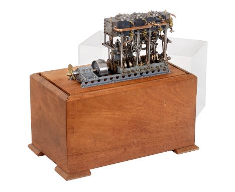 Dreizylinder-Schiffs-Verbunddampfmaschine, um 1950Funktionsmodell aus Messing, poliertem Stahl und Gußmetall, mit Hoch-, Mitt