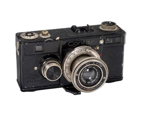 Contax I, um 1934-35Zeiss Ikon, Dresden. Nr. X36191P, Verschluß: unterer Vorhang läuft, ähnelt der Version 6, aber mit ältere