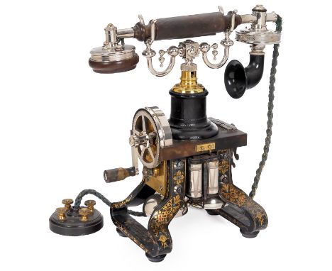 Skelett-Telephon von Ericsson, Modell AC 110, ab 1892Hersteller: L.M. Ericsson, Stockholm. Einsprechtrichter, mit Blitzschutz