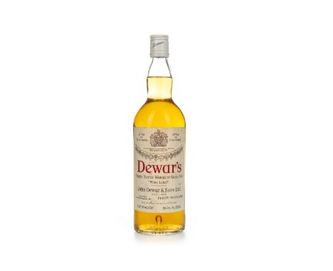 DEWAR'S WHITE LABEL Blended Scotch Whisky 26 2/3 fl.oz, 70° proof.