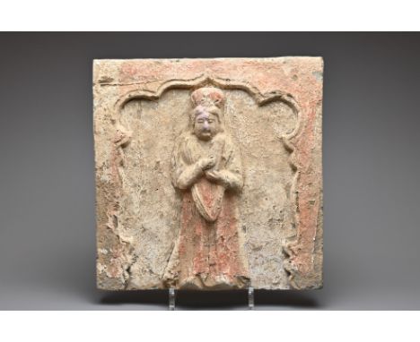 A CHINESE PAINTED POTTERY TILE WITH HAND PRINT, SONG / JIN DYNASTY 13TH CENTURY. Featuring a figure of Buddha, to the reverse