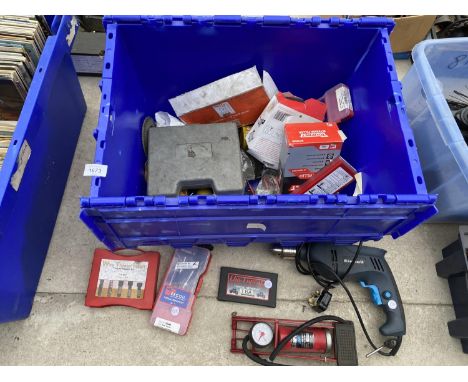 AN ASSORTMENT OF TOOLS TO INCLUDE AN EINHILL ELECTRIC DRILL, A FOOT PUMP AND FILTERS ETC 