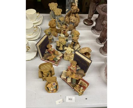 A COLLECTION OF CERAMIC TEDDIES 