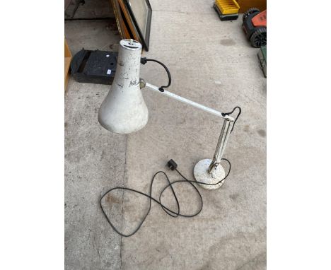 A RETRO WHITE ANGLE POISE LAMP 