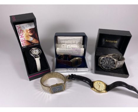 A MIXED LOT OF WATCHES TO INCLUDE RETRO TIMEX QUARTZ EXAMPLE ETC 