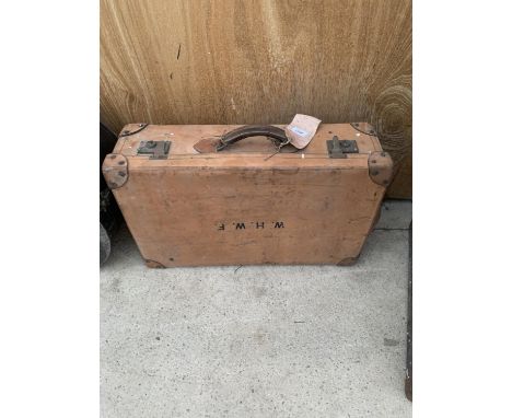 A VINTAGE LEATHER BOUND TRAVEL CASE BEARING THE INITIALS 'W.H.W.F' 