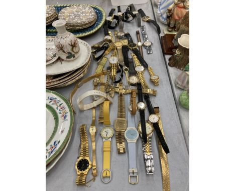 A LARGE QUANTITY OF WRISTWATCHES TO INCLUDE TIMEX, SEKONDA, IMADO, ETC 