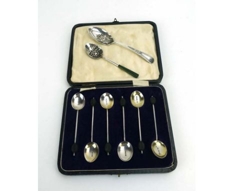 A cased set of six silver 'bean end' coffee spoons with enamelled bowls, maker S Ltd., Birmingham 1928, together with an agat