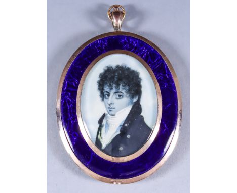 Attributed to Frederick Buck (1771-1839/40) - Miniature oval portrait in black and white of a young man with curly hair and h