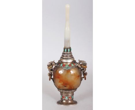 A VERY UNUSUAL 19TH/20TH CENTURY TIBETAN SCENT OR SNUFF BOTTLE, of larger than average size, the agate body and extended whit