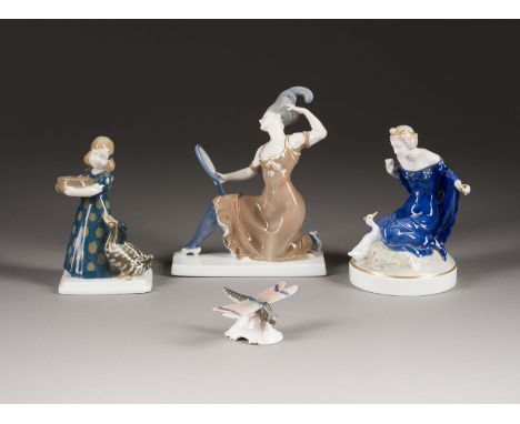VIER JUGENDTSIL-FIGUREN Deutsch, Rosenthal, 1. Hälfte 20. Jh. Porzellan, polychrom gefasst, part. dezente Goldstaffage. H. 3,