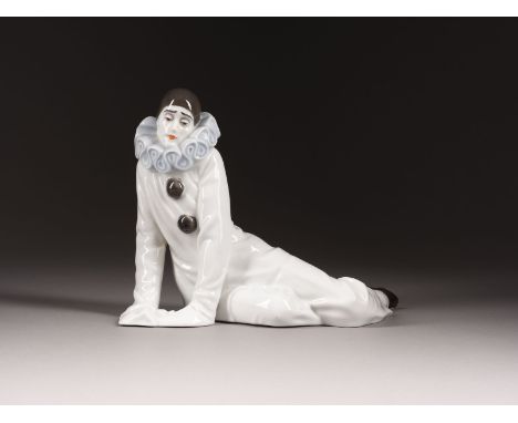 DOROTHEA CHAROL1895 Odessa - 1963 LondonPIERROT Deutsch, Rosenthal, 20. Jh. (Entwurf 1926) Porzellan, polychrom staffiert. H.
