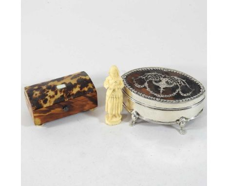 An early 20th century silver and pique decorated trinket box, 8cm wide, together with a Victorian tortoiseshell box and a car