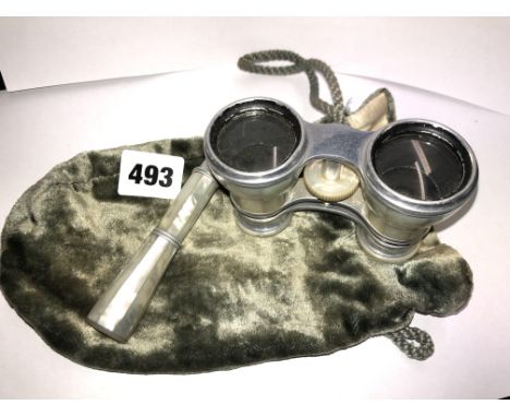 SET OF MOTHER OF PEARL OPERA GLASSES IN DRAWSTRING POUCH