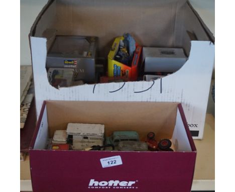 Two boxes of assorted Matchbox and further diecast vintage and modern toys.