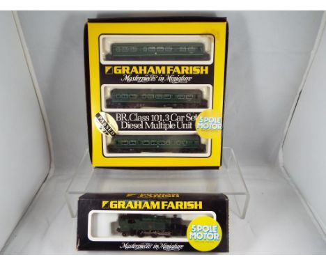 Model Railways - N gauge - # 8143 a 3 car Class 101 DNU in green and a steam locomotive #1605 a 2-6-2 also in green, items ap
