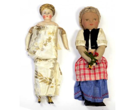 A DOLL WITH LATE 19TH C MOULDED BISQUE SHOULDER HEAD, PADDED CLOTH BODY, BISQUE FOREARMS (ONE DAMAGED) AND LEGS WITH YELLOW B