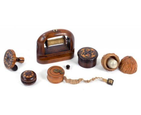 A MINIATURE VICTORIAN TUNBRIDGE WARE CHAMBER STICK, A SIMILAR TUNBRIDGE WARE AND ROSEWOOD TURNED BOX, A VICTORIAN TURNED BOXW