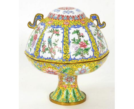 A CANTON YELLOW GROUND PAINTED ENAMEL FOOTED BOWL AND DOMED TWO HANDLE COVER, 23CM H, 20TH C