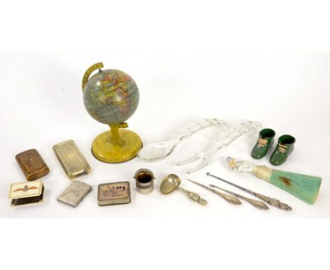 A TINPLATE 11CM TERRESTRIAL GLOBE, LITHOGRAPHED IN COLOUR ON WOOD GRAIN STAND, A VICTORIAN SNUFF BOX, PAIR OF GLASS SALAD SER