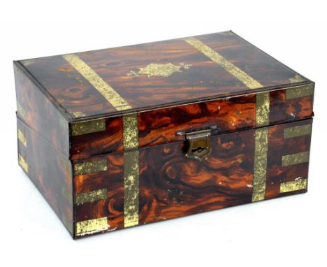 A MACFARLANE LANG & CO ROSEWOOD LITHOGRAPH TINPLATE BISCUIT TIN, 20CM W, EARLY 20TH C