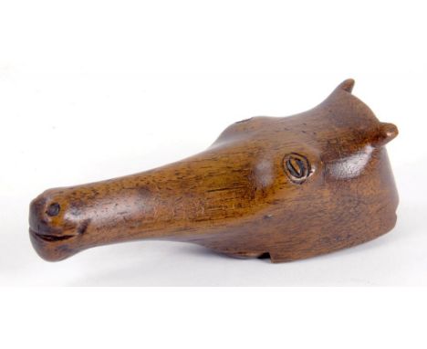 TREEN.  A VICTORIAN CARVED WOOD HORSE HEAD NOVELTY SNUFF BOX WITH SLIDING COVER, 8.5CM L
