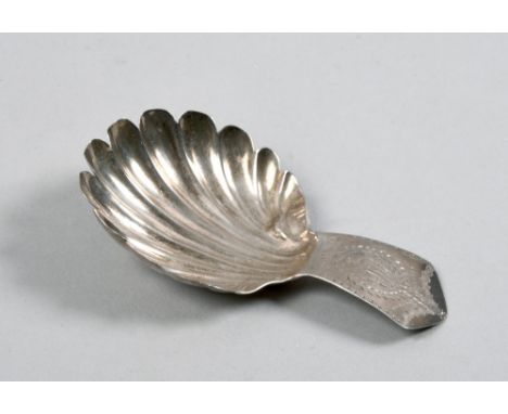 A late Georgian silver caddy spoon with shell shaped bowl, London 1825, 2.25in w.