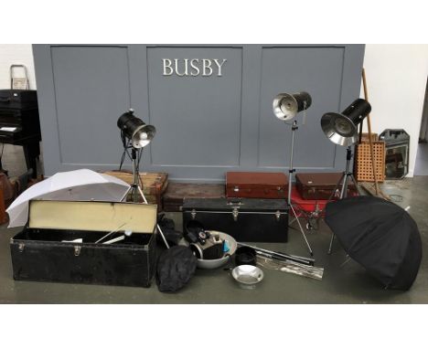 A large quantity of Bowan studio lighting equipment, to include lights (Monolite 800E, 400E x 2, and 200E), stands, cases, an