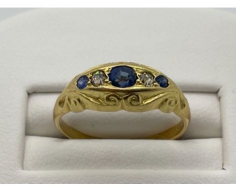 ANTIQUE 18CT GOLD DIAMOND SAPPHIRE 5 STONE ORNATE RING 2.5G SIZE L