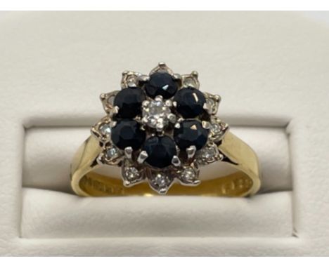 18CT GOLD SAPPHIRE DIAMOND FLOWER CLUSTER RING 4.7G SIZE K