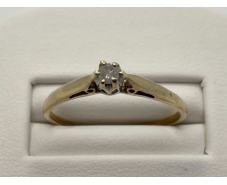 9CT GOLD DIAMOND SOLITAIRE RING ROUND CUT DIAMOND SET IN CLAW SETTING APPROX .10CT 1.8G SIZE U