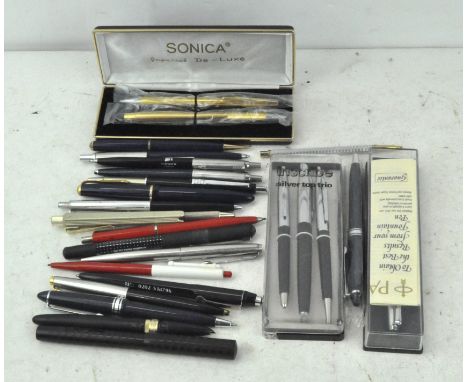 A selection of vintage pens, including Parker Junior fountain pen, Parker Duofold and more