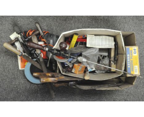 A quantity of tools, to include a Record smooth plane 04 and a Black &amp; Decker BD 552 hand drill