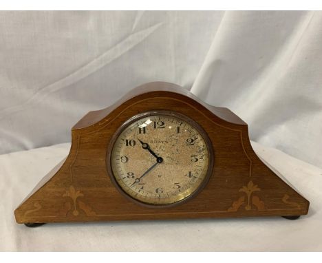 AN EIGHT DAY SWISS MOVEMENT MANTEL CLOCK WITH WOODEN BALL FEET AND PALM TREE INLAY DESIGN 
