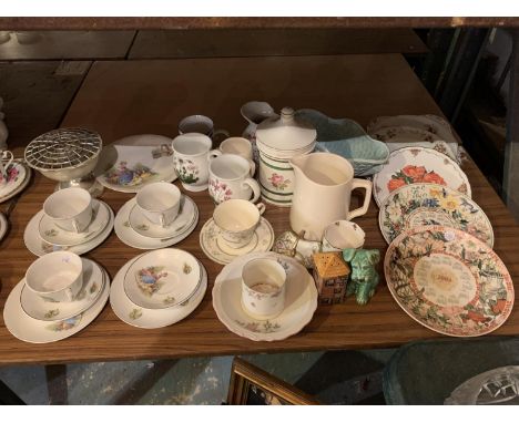 A COLLECTION OF CERAMICS TO INCLUDE WEDGEWOOD, PORTMERION, SYLVAC ETC 