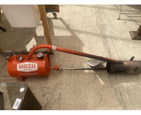 A SHEEN X300 FLAMEGUN WITH INSTRUCTION LEAFLET 