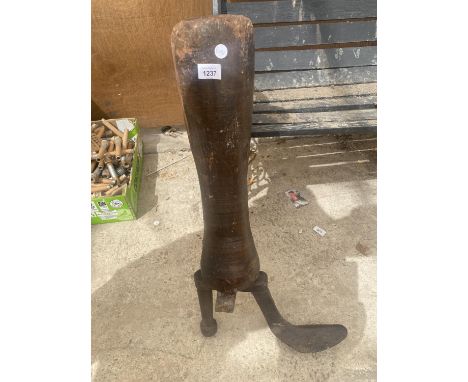 A VINTAGE BOOT LAST 