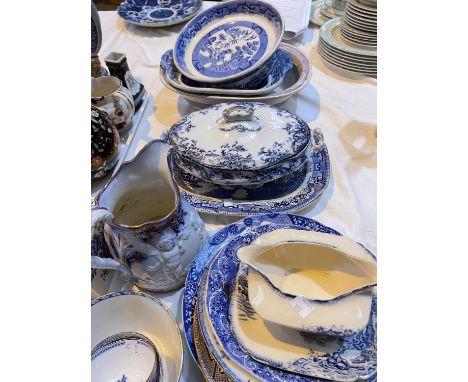 A selection of Spode and other blue &amp; white pottery 