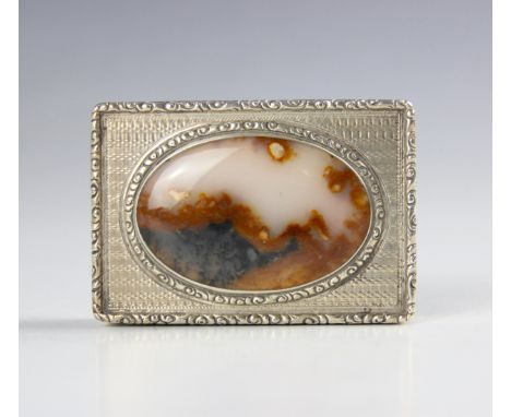 A Victorian silver snuff box, Edward Smith, London 1845, the rectangular hinged cover inset with a moss agate oval panel, ope