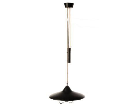 Ceiling lamp, 1970s.Enamelled metal and chromed metal.Measurements: 195 cm. maximum extension; 42 cm. diameter.Ceiling lamp w