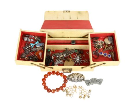 Various jewellery, including Scandinavian brooch, carnelian bracelet, amber pendant etcLot sold as seen unless specific item(