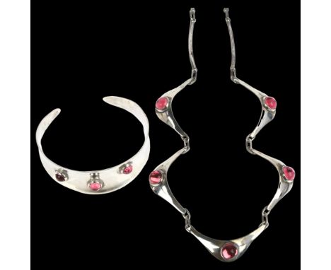 ULRICH - a Danish modernist sterling silver and pink glass necklace and torque bangle set, necklace 38cm, bangle 16cm, 37.6g 