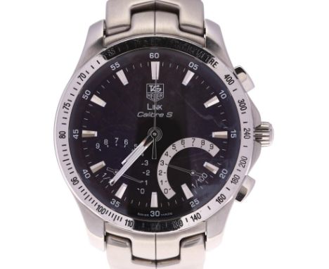 TAG HEUER - a stainless steel Link Calibre S quartz chronograph bracelet watch, ref. CJF7110, circa 2010, black dial with tap