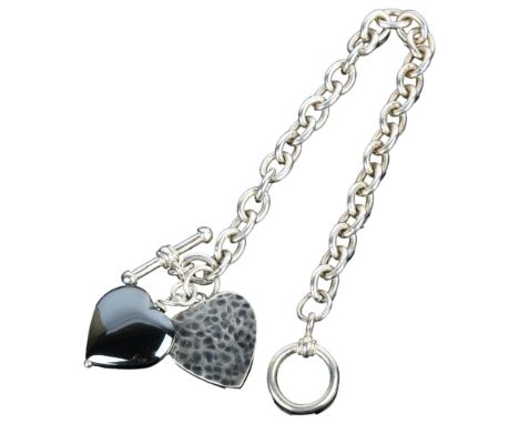 A modern sterling silver haematite cable link heart toggle bracelet, 20cm, 31gNo damage or repair, only light surface wear 