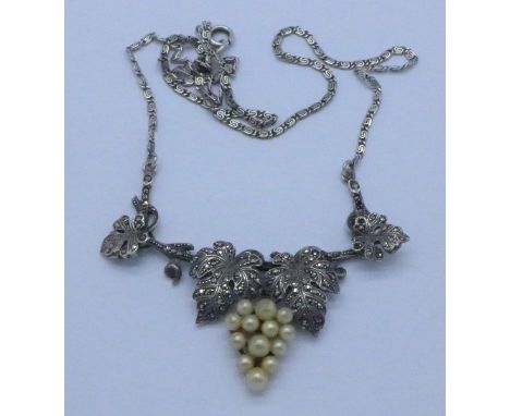 A 935 silver, marcasite and seed pearl necklet
