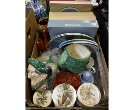 A Royal Doulton character jug "Old Mac", another "'Arriet", Royal Worcester "Versailles" clock, various collector's plates, g